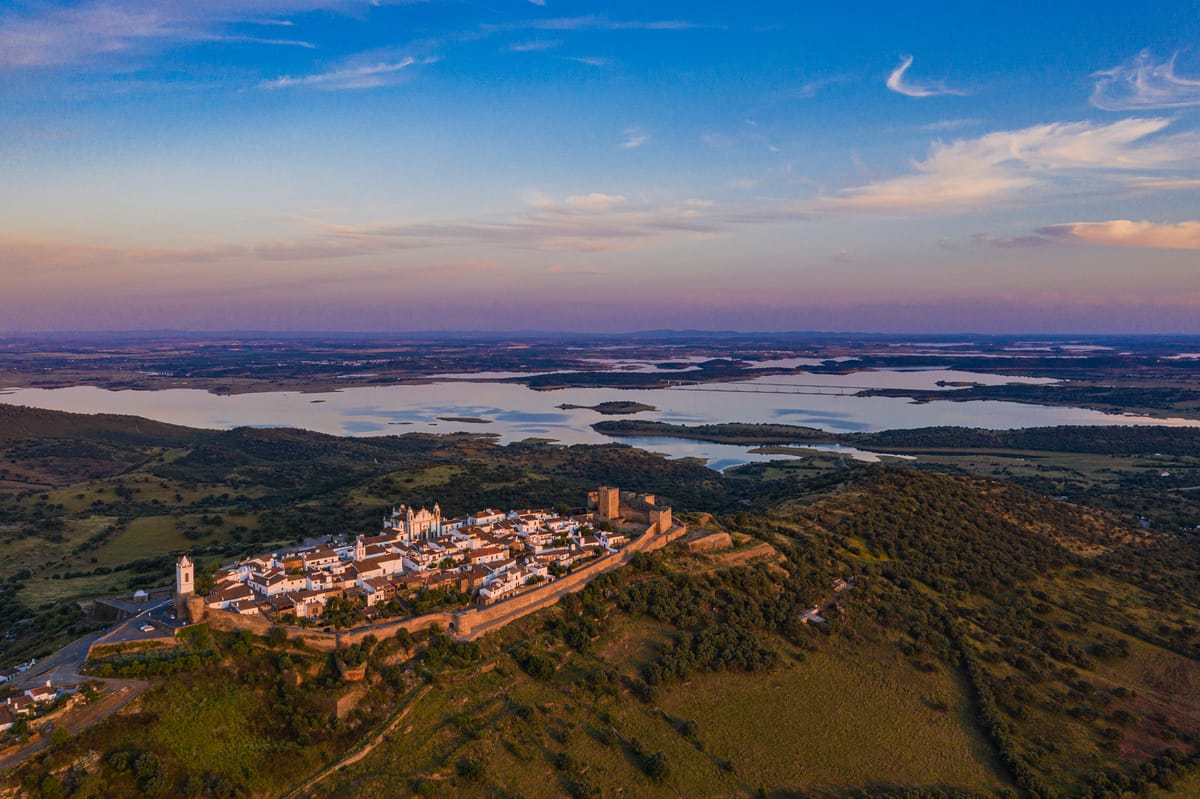 Alqueva: el lago portugués donde el cielo se llena de estrellas