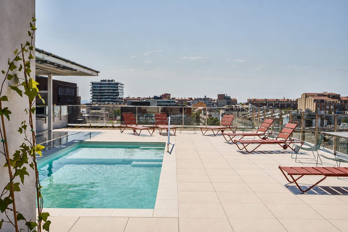 Ibis Budget abre su mayor hotel de la Península en Poblenou