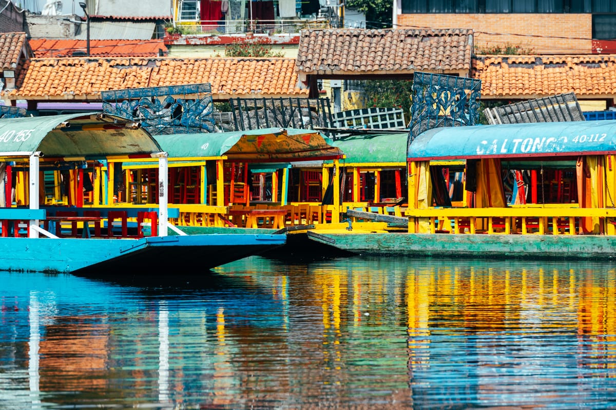 Xochimilco, donde la Ciudad de México conserva sus raíces