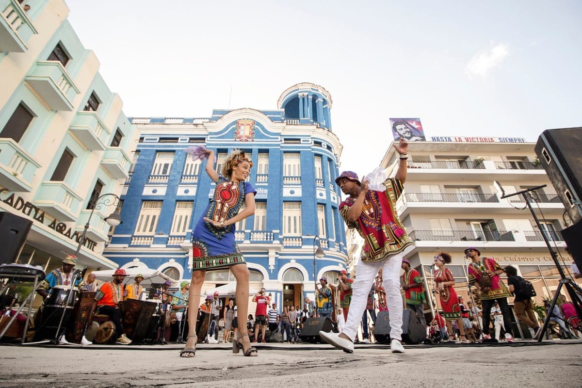 ¿Cuál es la historia de la rumba cubana?
