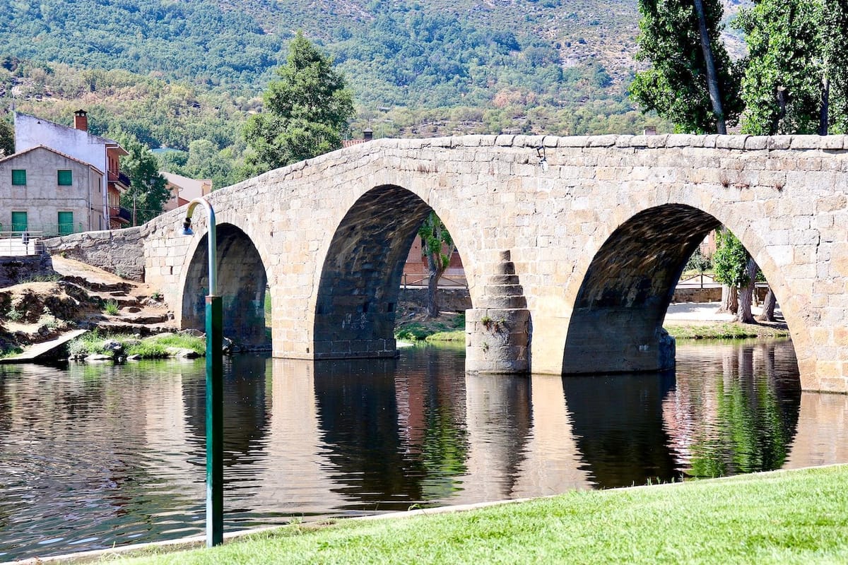 Navaluenga, el oasis abulense de la Sierra de Gredos