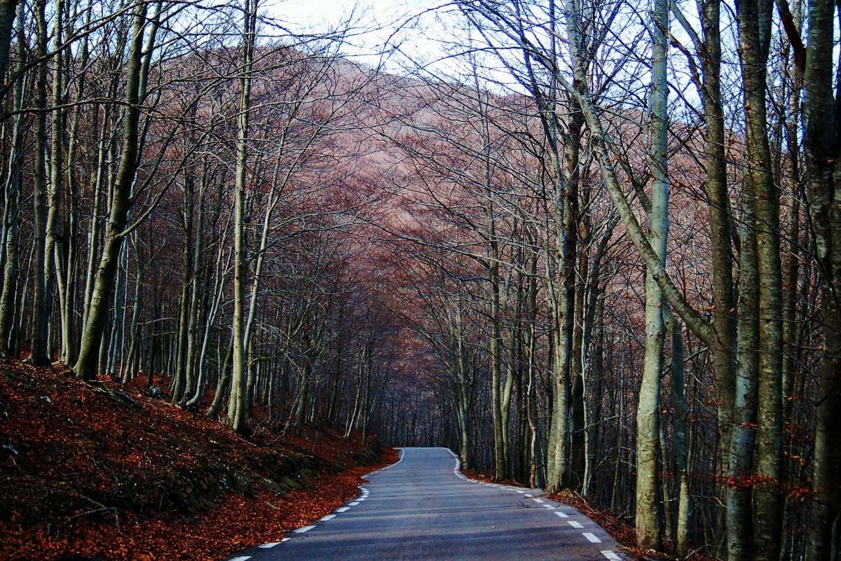 ¿Cuál es la ruta más espectacular en moto desde Barcelona?
