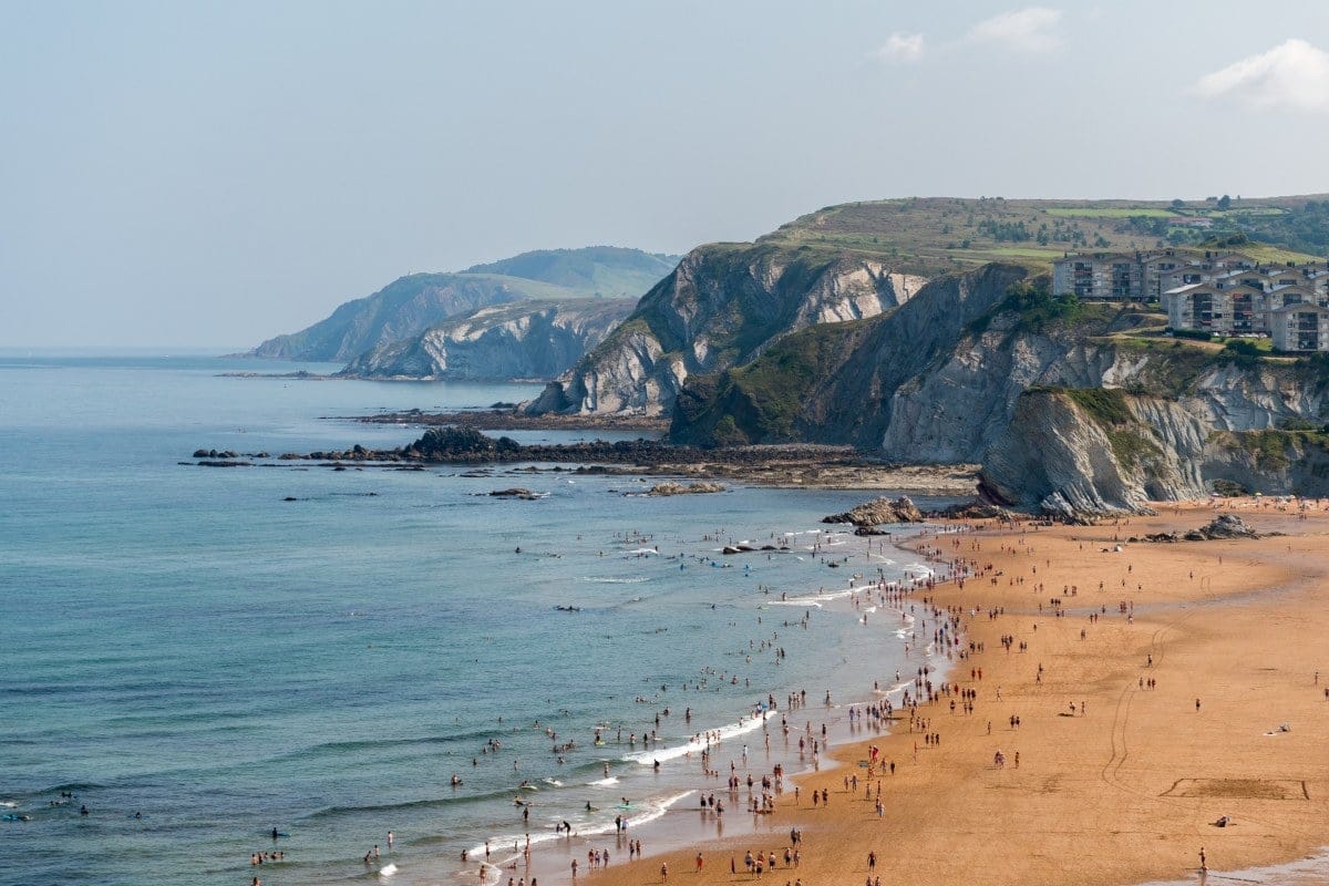 Comarca de Uribe: playas, rutas y joyas medievales en Vizcaya