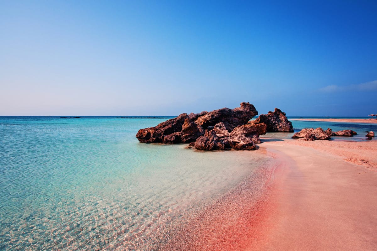 Las playas de arena rosa más asombrosas del mundo