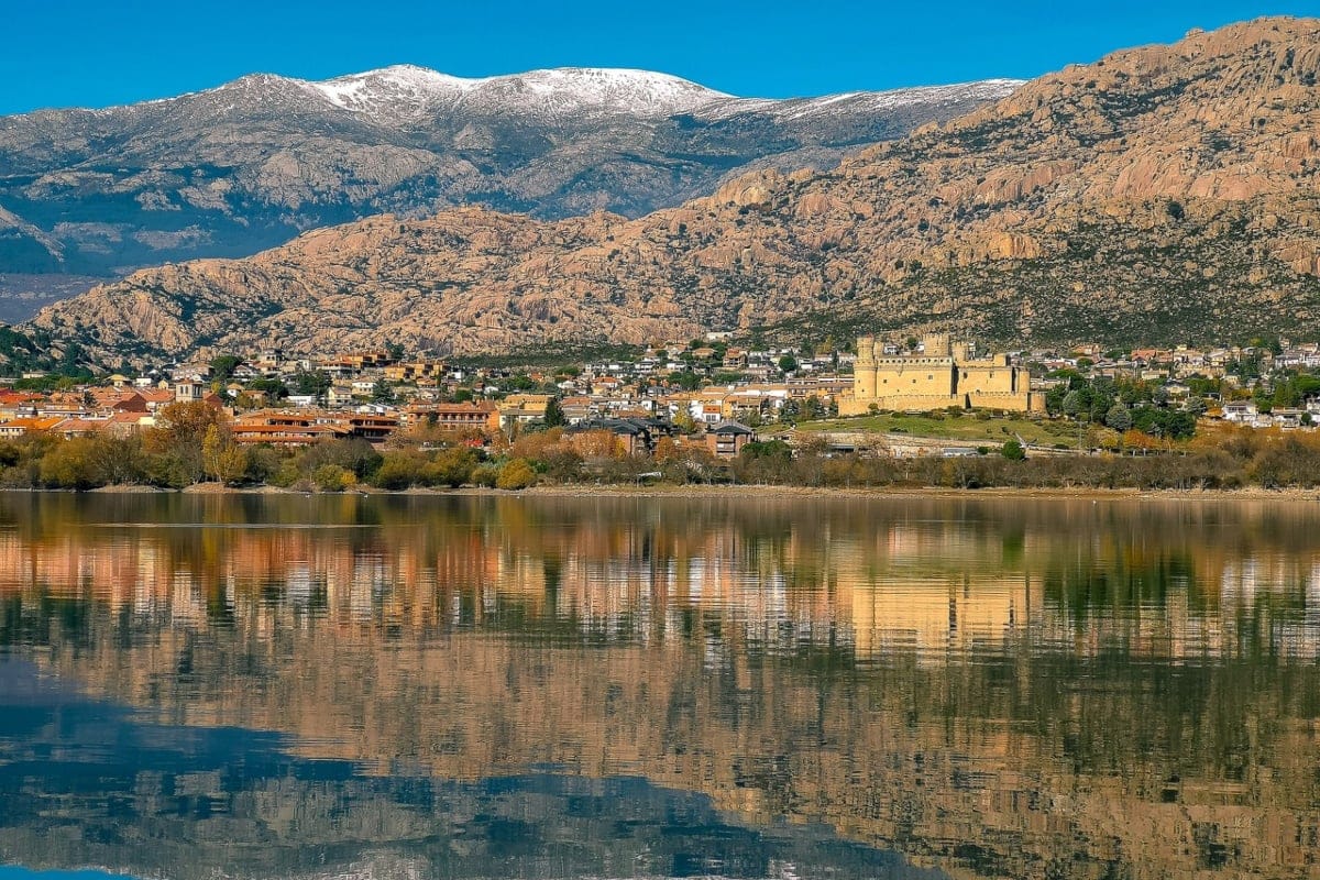 Esta ruta al norte de Madrid combina historia y la naturaleza más espectacular