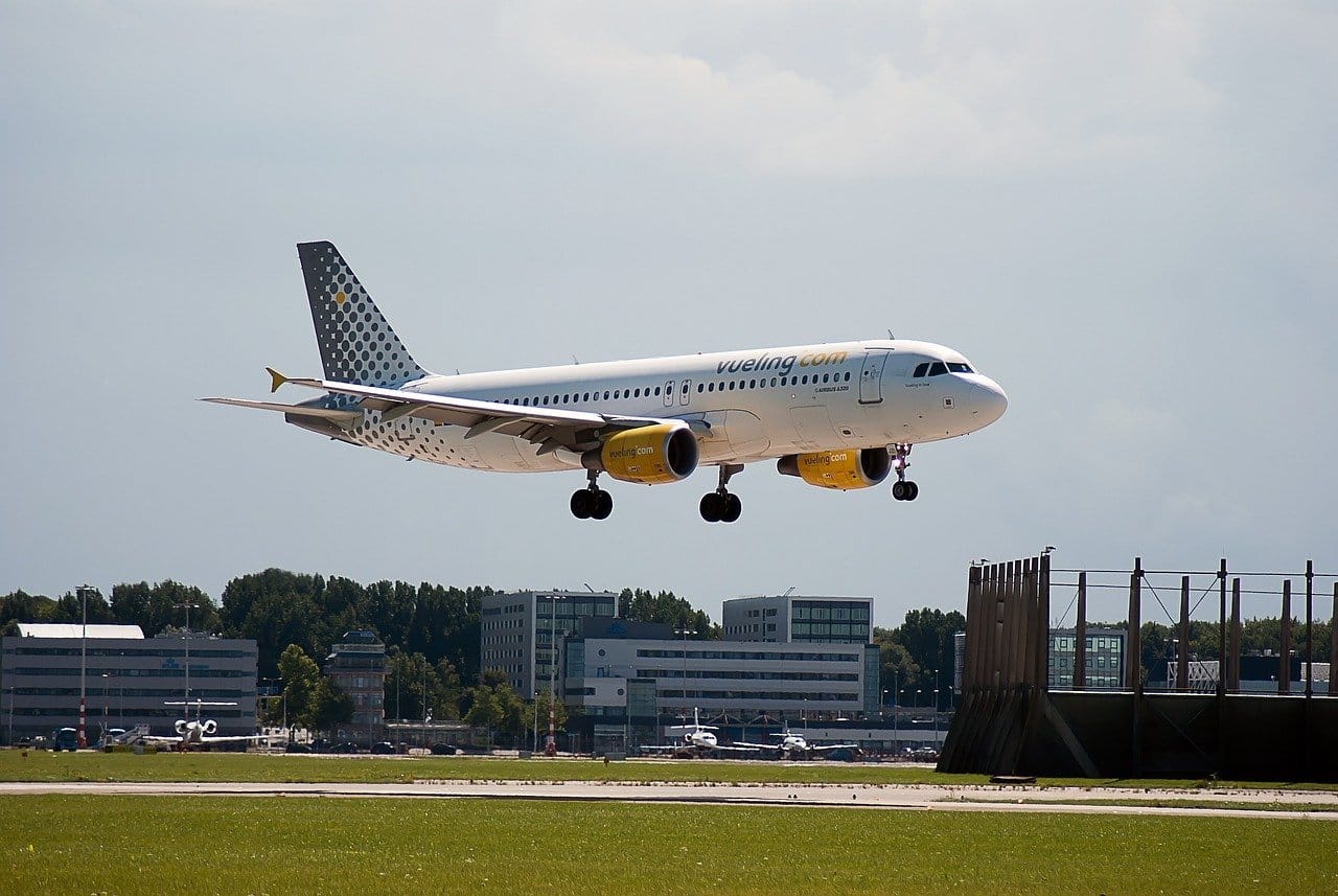 Equipaje de mano en Vueling: medidas, tarifas y todo lo que debes saber