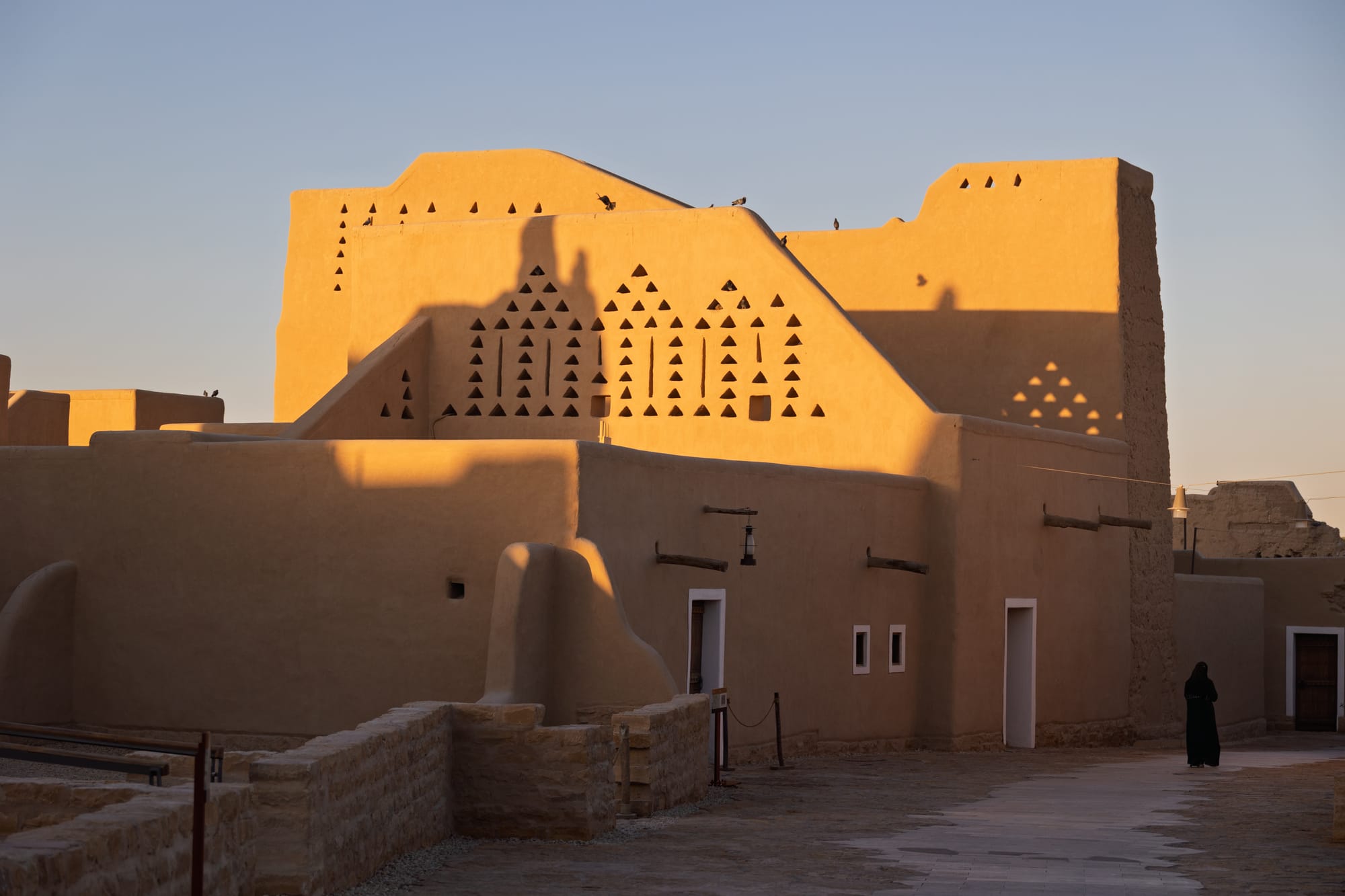 Diriyah, el origen de Arabia Saudí que resurge entre palacios de adobe y mucho lujo