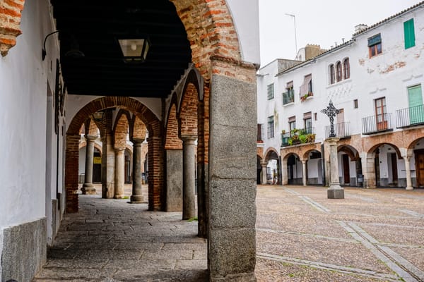 Zafra en verano: historia, cultura y leyendas