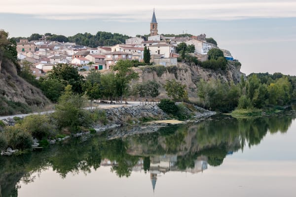 Entre huertas, desiertos y monasterios: así es la Navarra más inesperada