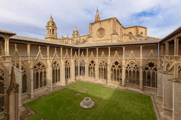 Catedral de Pamplona: todos los secretos de un templo que nadie se imagina