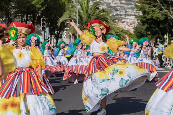 Madeira celebra su Festival de la Flor durante más de tres semanas y amplía el desfile principal a dos fechas