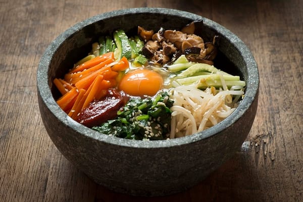 Los más platos típicos más de la cocina coreana