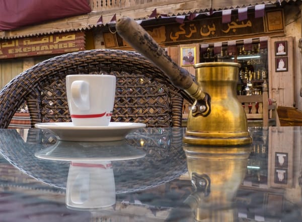 La historia y tradición del café árabe