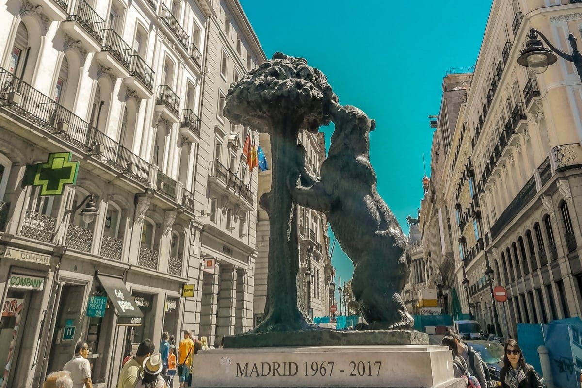 Historia y curiosidades de la Puerta del Sol Historia y curiosidades de la Puerta del Sol