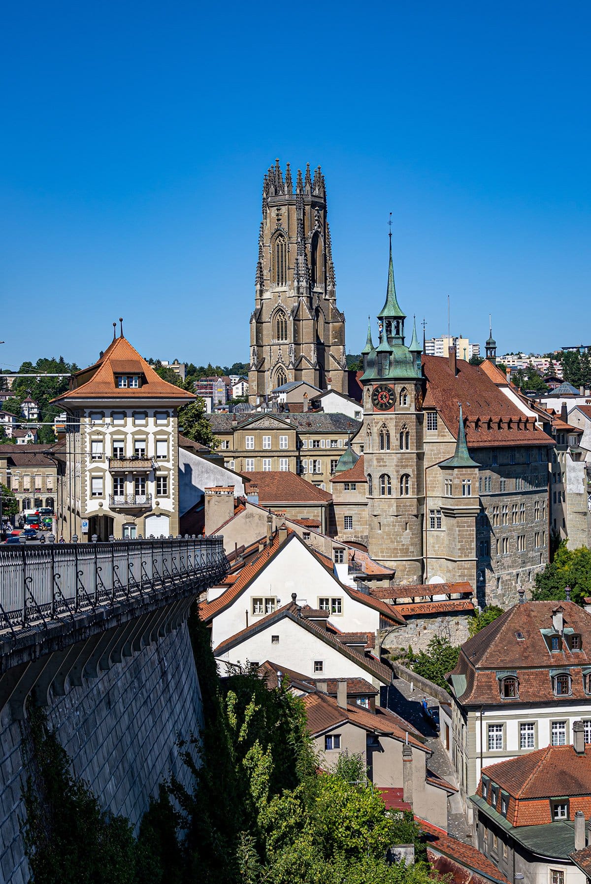 Descubriendo Friburgo, el capricho medieval de Suiza
