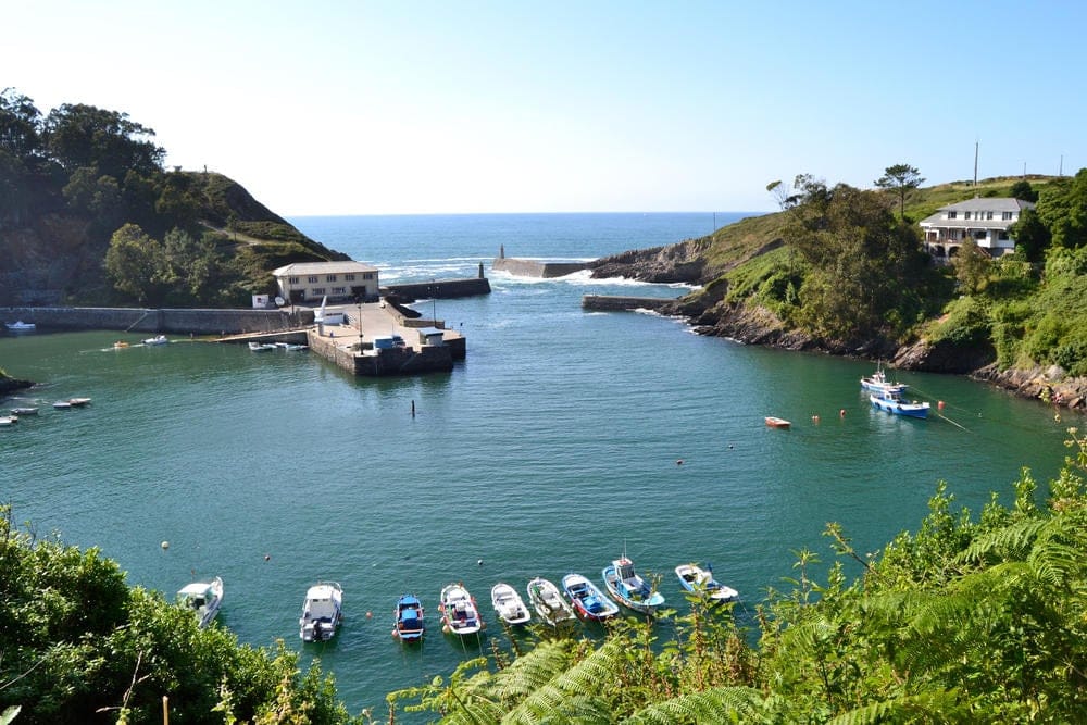 Viavélez (pueblo asturiano)